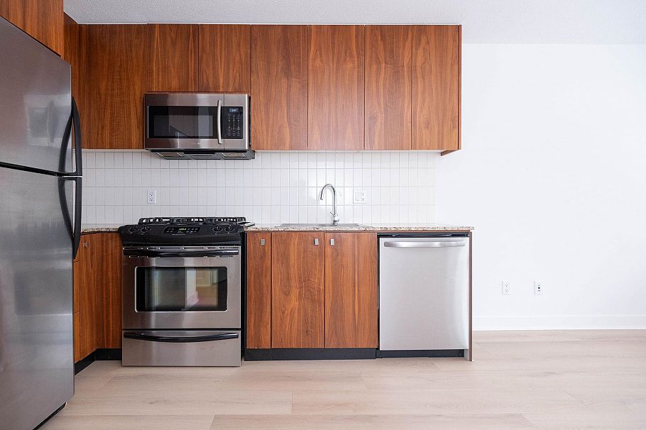 302 1030 W Broadway Street Vancouver, BC - 4