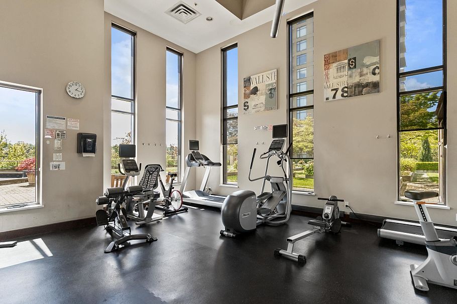 902 4250 Dawson Street Burnaby, BC - 26