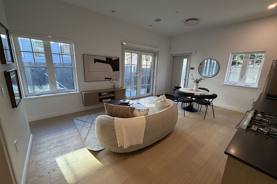 2544 Grant Street Vancouver, BC - 3