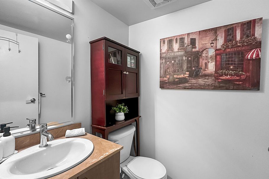 616 610 Granville Street Vancouver, BC - 11