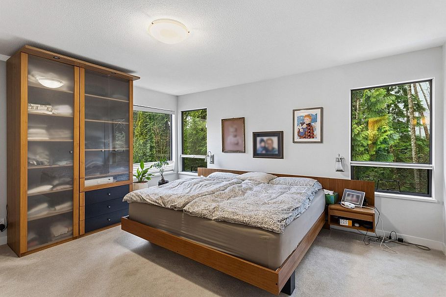 5639 White Pine Lane North Vancouver, BC - 18