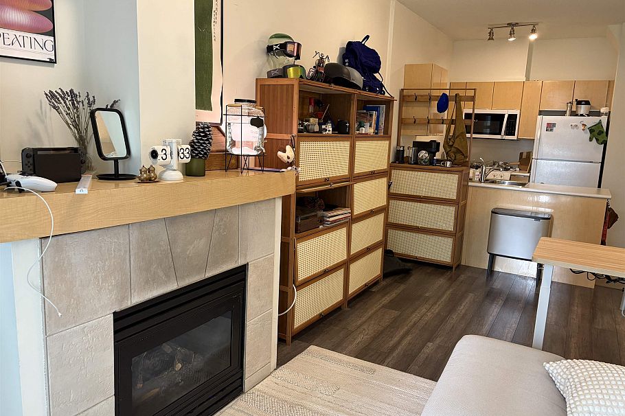 603 1239 W Georgia Street Vancouver, BC - 3