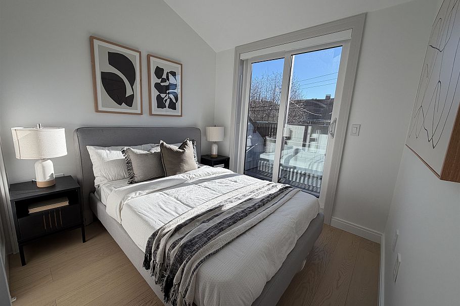 2544 Grant Street Vancouver, BC - 8