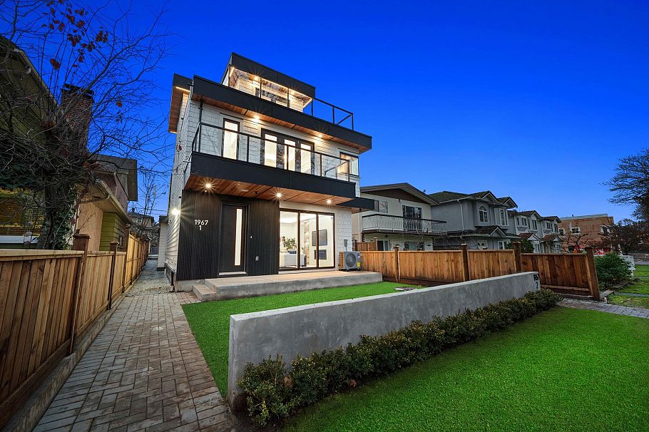 1 1967 E 13th Avenue Vancouver, BC - 2