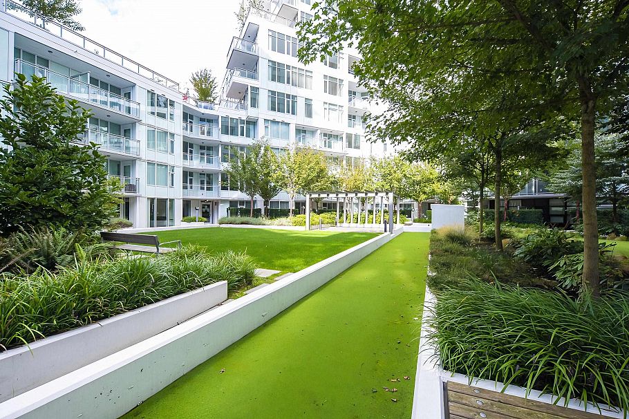 809 8699 Hazelbridge Way Richmond, BC - 24