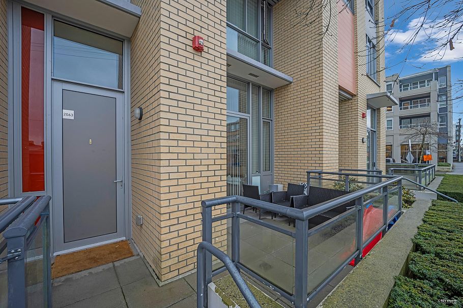 2063 W 10th Avenue Vancouver, BC - 8