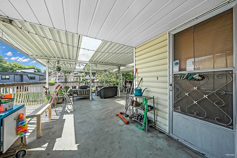 744 E 19th Avenue Vancouver, BC - 8