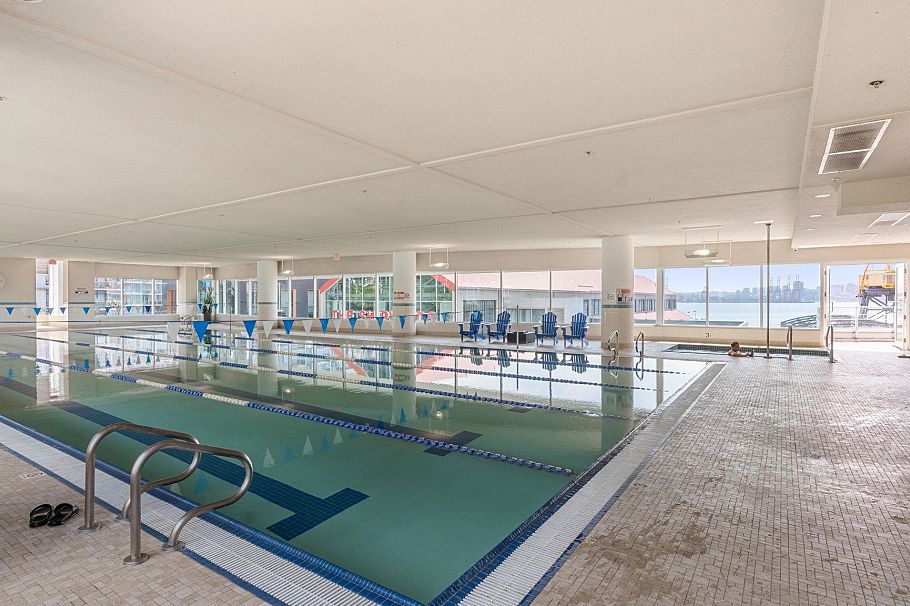 2102 188 E Esplanade Street North Vancouver, BC - 28