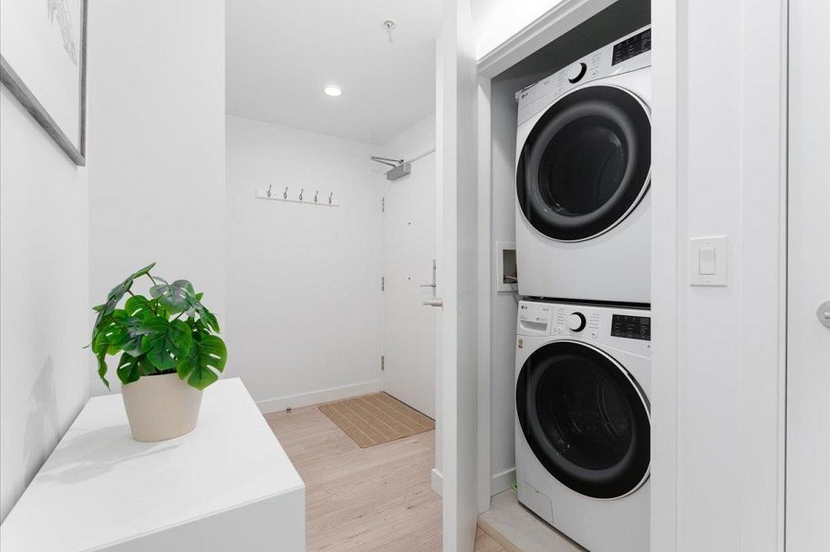 502 2181 Madison Avenue Burnaby, BC - 11