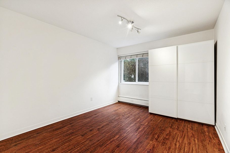 111 3787 W 4th Avenue Vancouver, BC - 14