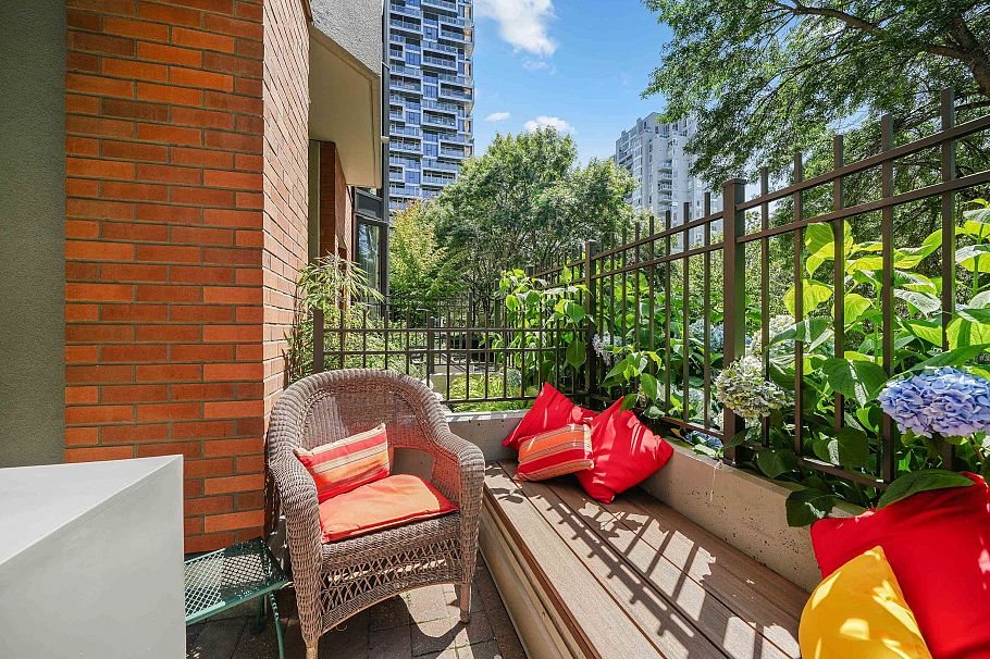 102 1488 Hornby Street Vancouver, BC - 23