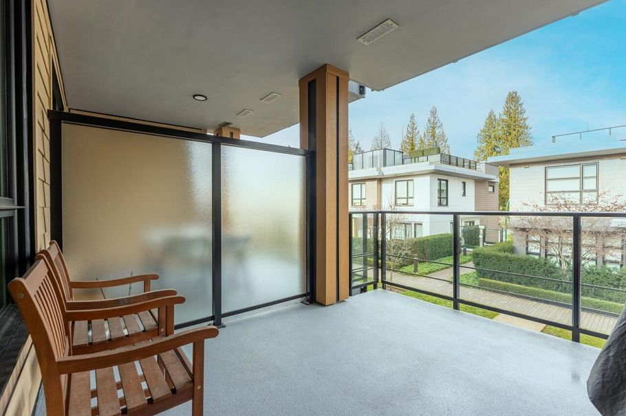 302 3220 Connaught Crescent North Vancouver, BC - 16