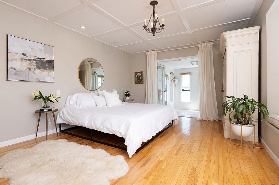 A27 415 W Esplanade Avenue North Vancouver, BC - 3