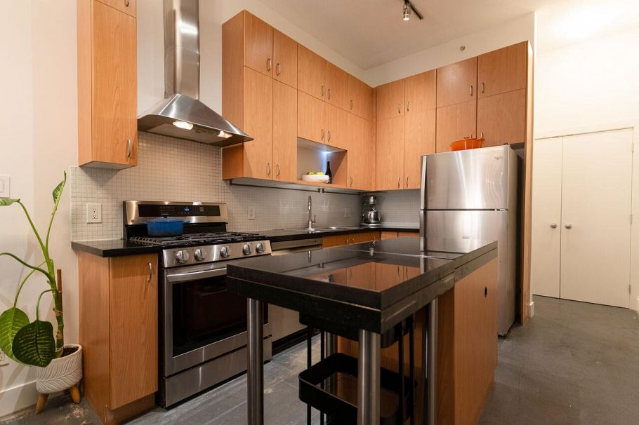 101 2635 Prince Edward Street Vancouver, BC - 11