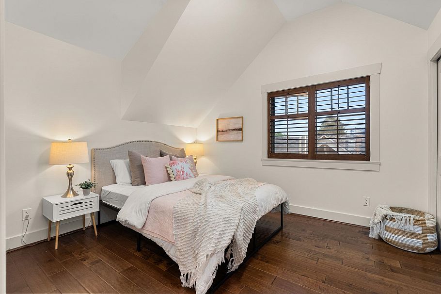 1881 W 13th Avenue Vancouver, BC - 24