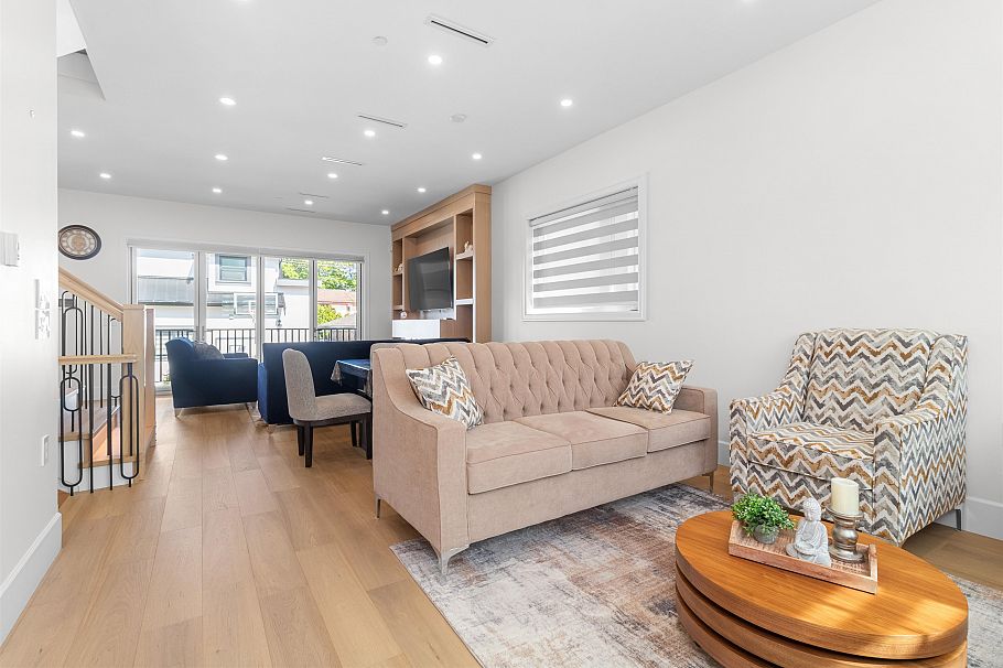 7662 French Street Vancouver, BC - 3