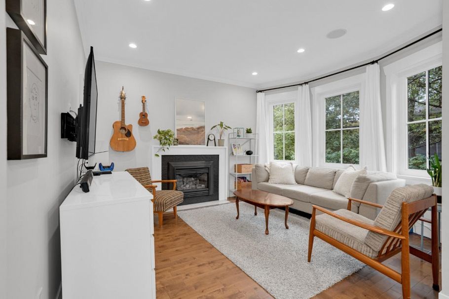 614 E 14th Avenue Vancouver, BC - 4