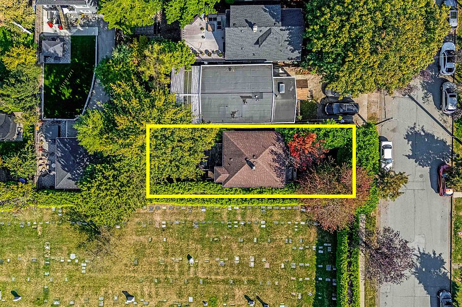 467 E 43rd Avenue Vancouver, BC - 6