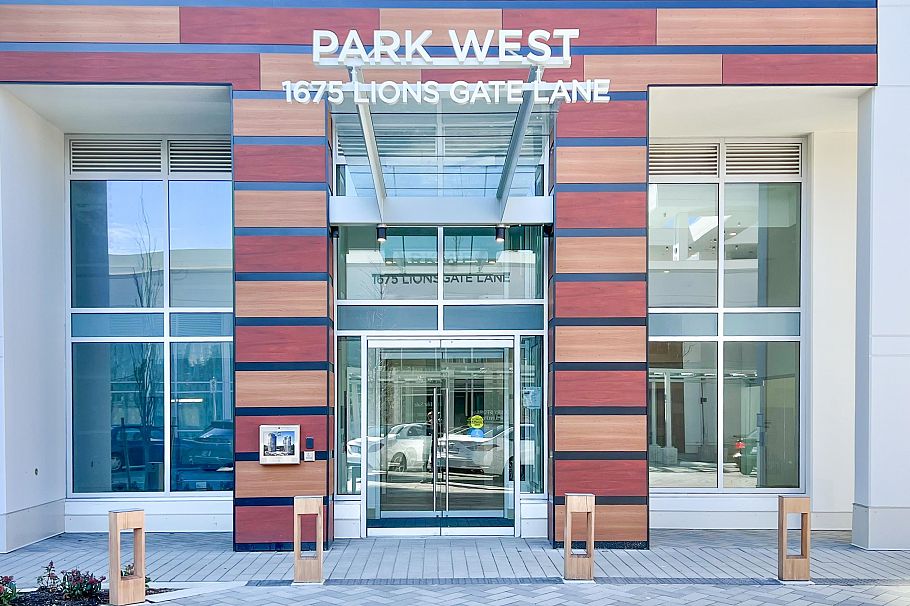 807 1675 Lions Gate Lane North Vancouver, BC - 26