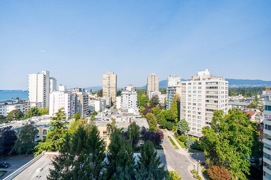 1206 1850 Comox Street Vancouver, BC - 12