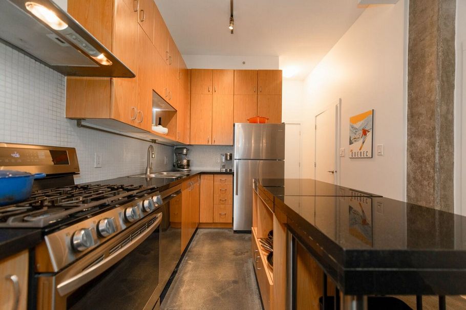 101 2635 Prince Edward Street Vancouver, BC - 12