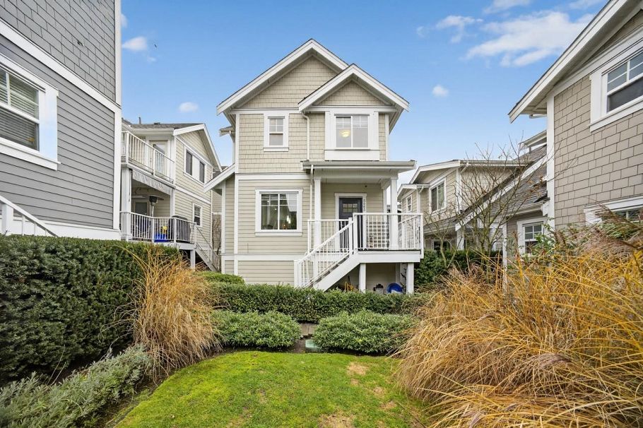 5685 Killarney Street Vancouver, BC - 23