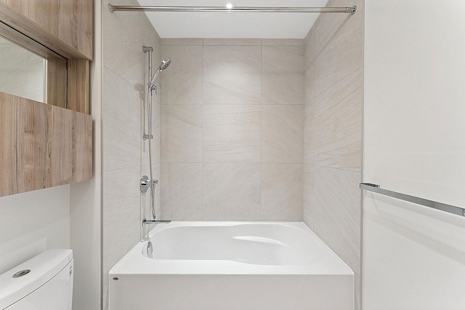 317 755 Harbourside Drive North Vancouver, BC - 15