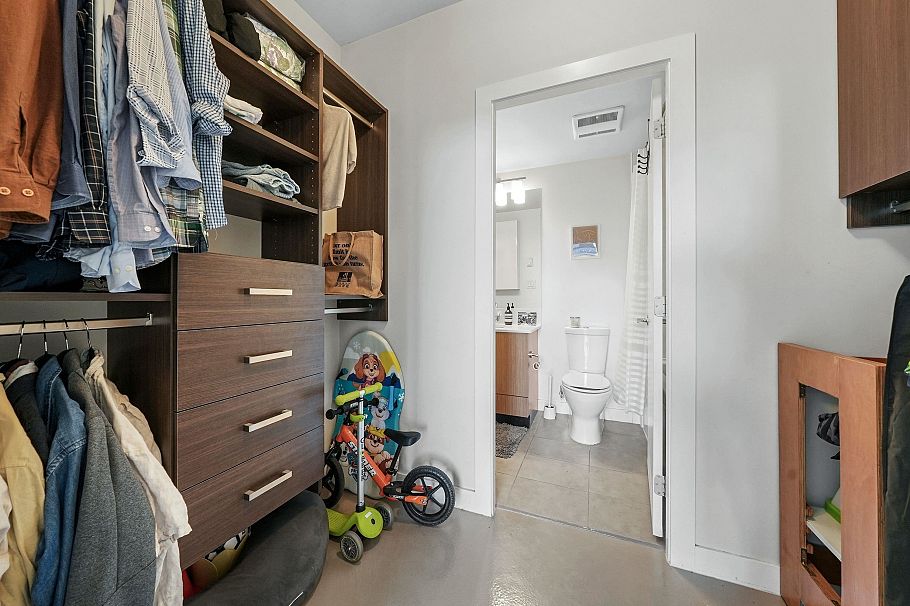 715 221 Union Street Vancouver, BC - 11