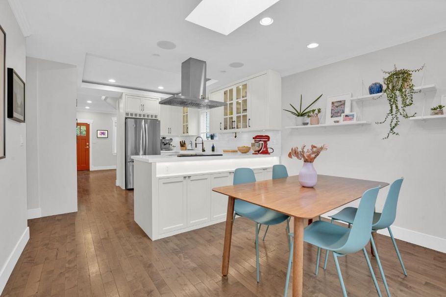 614 E 14th Avenue Vancouver, BC - 12