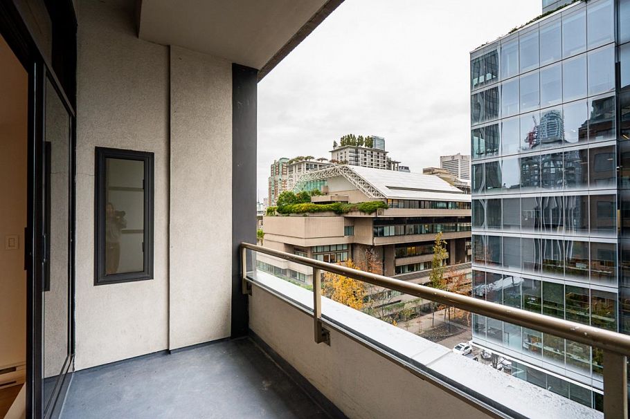 702 1010 Howe Street Vancouver, BC - 19