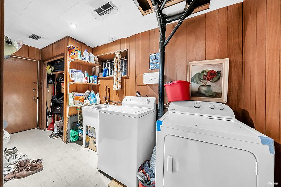 744 E 19th Avenue Vancouver, BC - 20