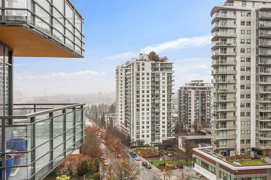 1006 111 E 13th Street North Vancouver, BC - 19