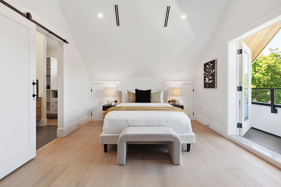 #1 2244 E 11th Avenue Vancouver, BC - 25