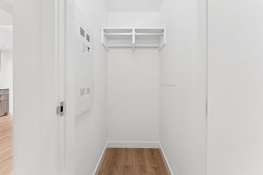 317 755 Harbourside Drive North Vancouver, BC - 19