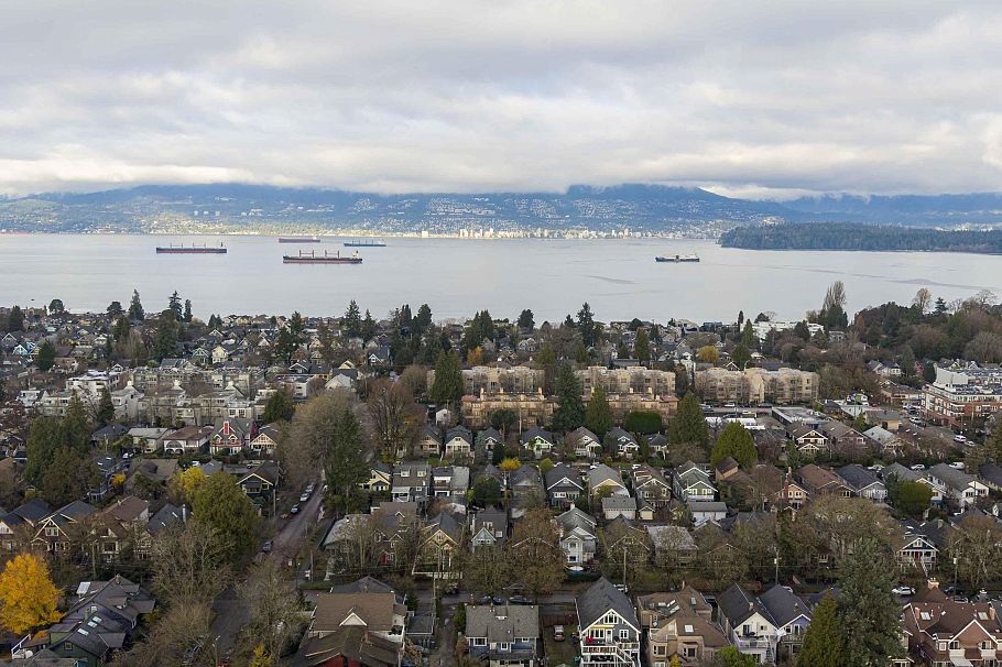 3056 W 6th Avenue Vancouver, BC - 37