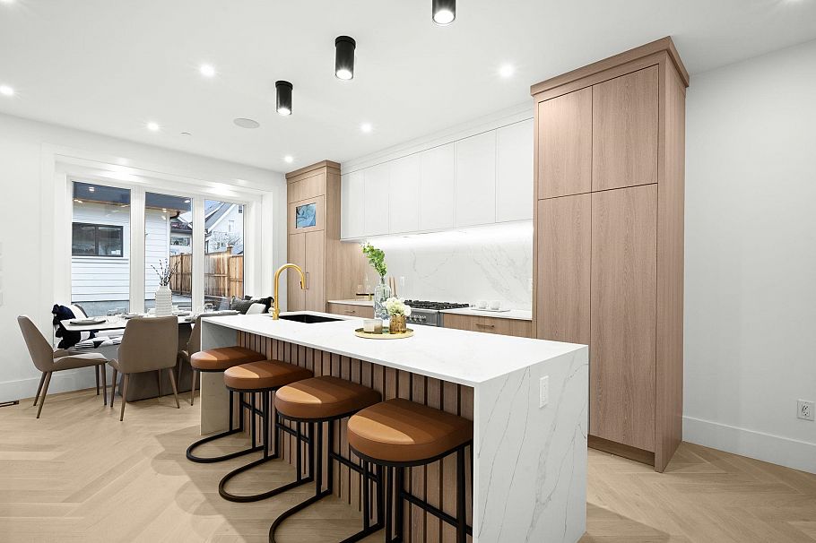 2 1967 E 13th Avenue Vancouver, BC - 4