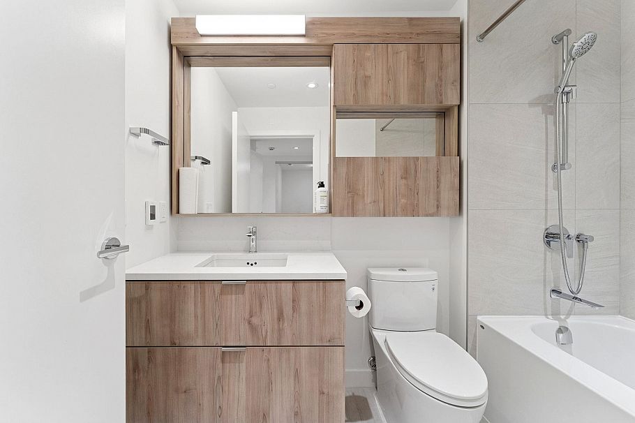 317 755 Harbourside Drive North Vancouver, BC - 21