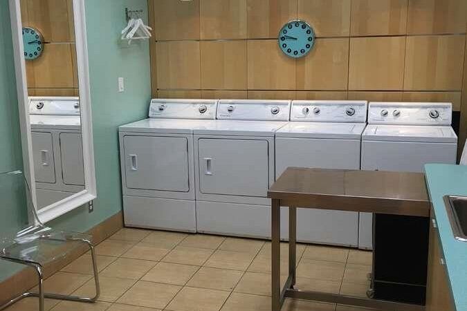 410 1975 Pendrell Street Vancouver, BC - 4