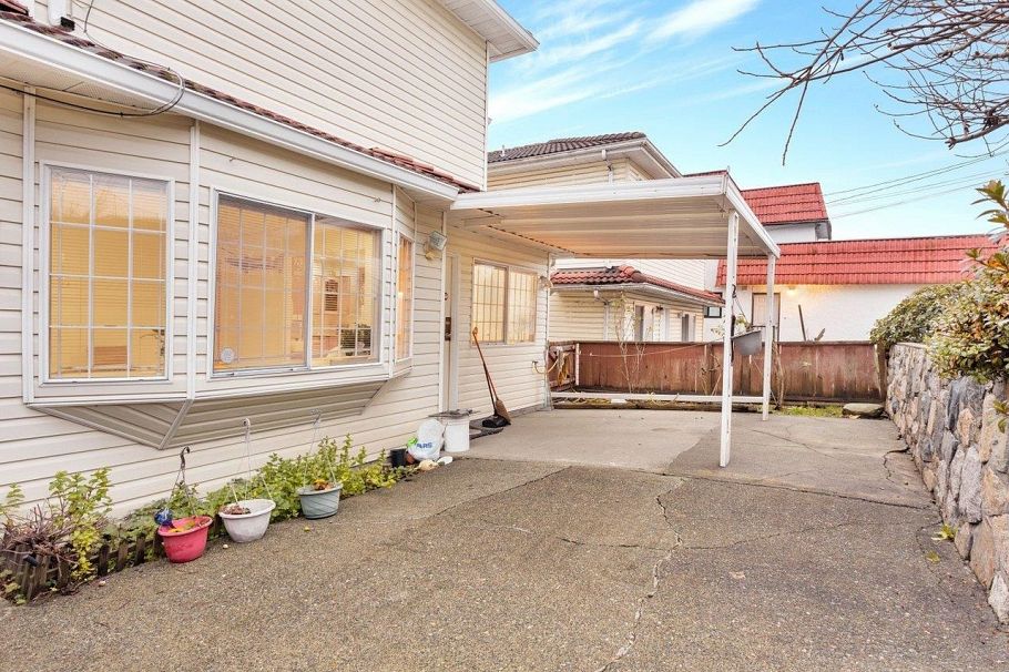 3288 E 5th Avenue Vancouver, BC - 28