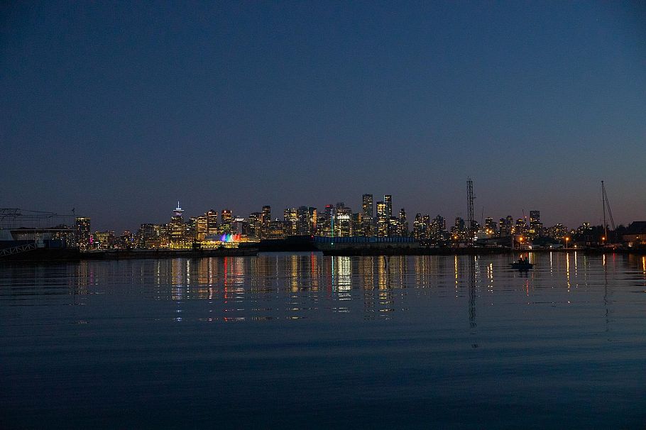 A27 415 W Esplanade Avenue North Vancouver, BC - 39