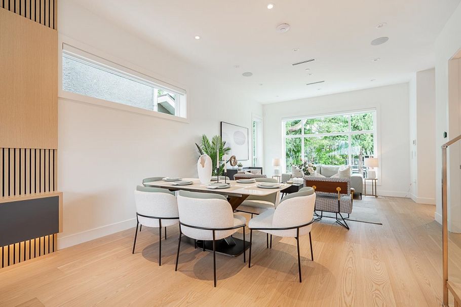 2561 W 2nd Avenue Vancouver, BC - 20