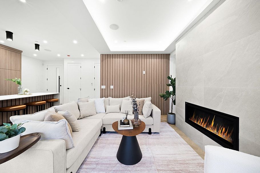 2 1967 E 13th Avenue Vancouver, BC - 8