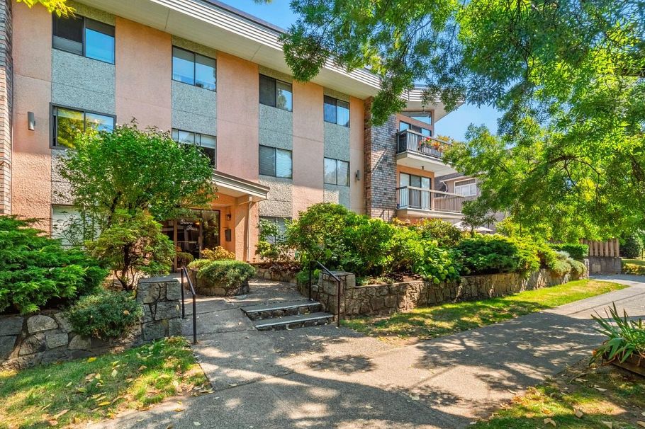 101 2910 Ontario Street Vancouver, BC - 23