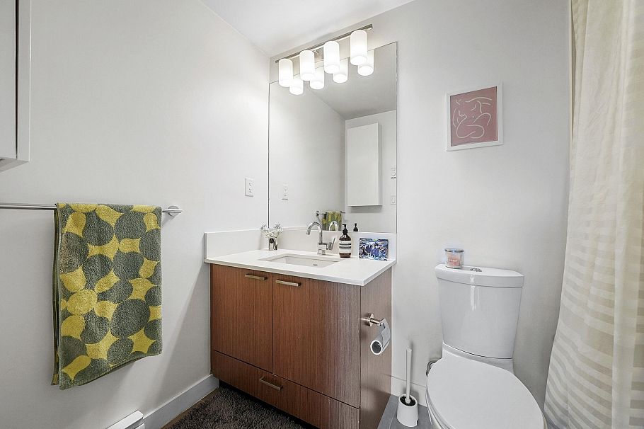 715 221 Union Street Vancouver, BC - 12