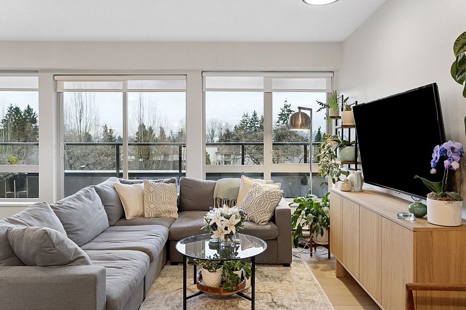 403 1330 Marine Drive North Vancouver, BC - 6