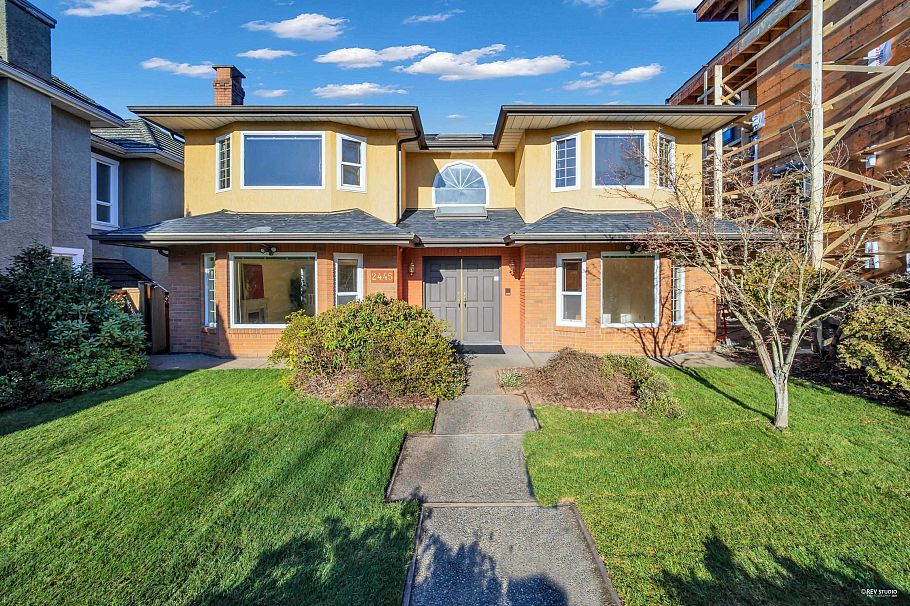 2445 W 19th Avenue Vancouver, BC - 1