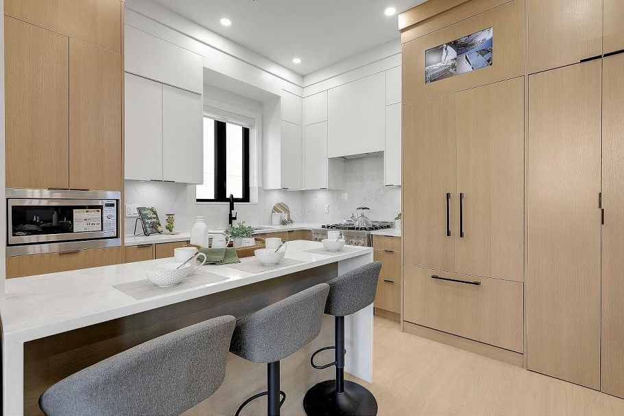 1 3558 Turner Street Vancouver, BC - 16