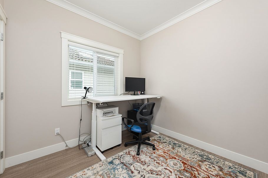 2496 Brock Street Vancouver, BC - 18