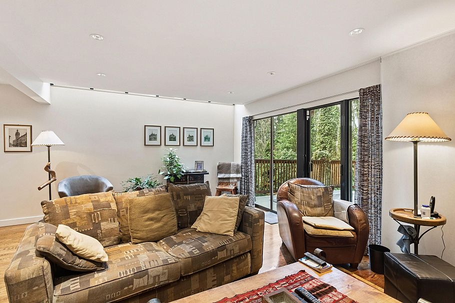 5639 White Pine Lane North Vancouver, BC - 10