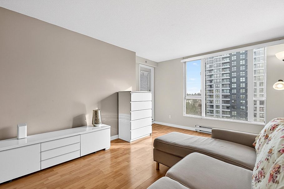 1201 5189 Gaston Street Vancouver, BC - 9